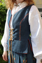 Kvinnebunad fra hedemarken 1935- modellen