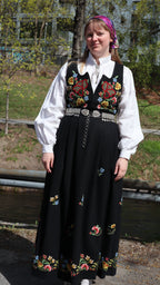 Gudbrandsdalen Festbunad