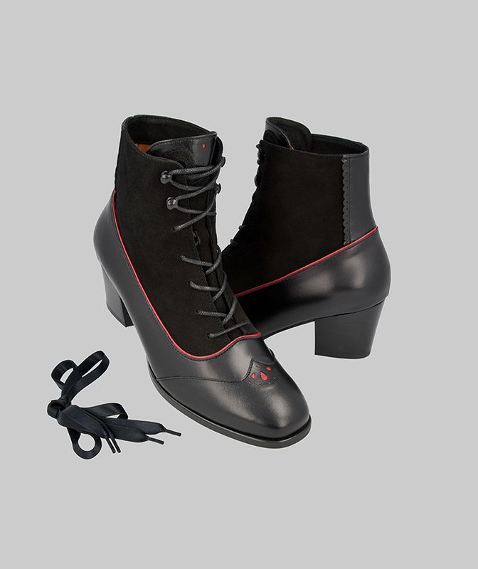 Klara støvel m/ rød kant